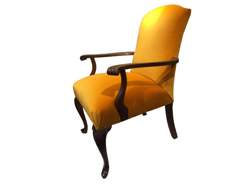 Image of the completed Armchair with link to the project documentation