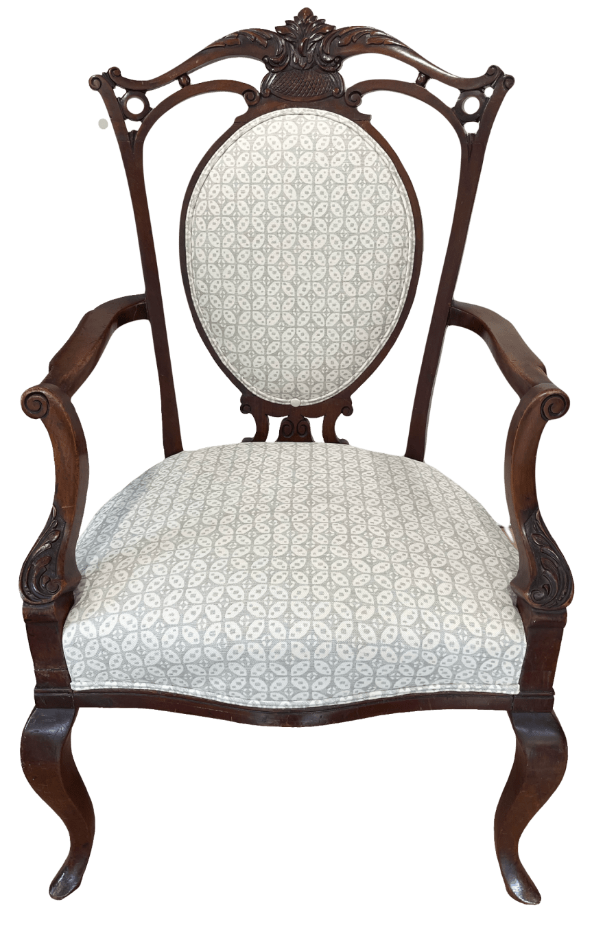 Finished chair from the front.