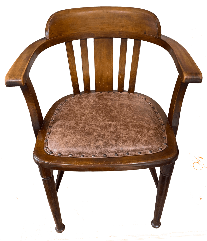 The consisted chair from the front.