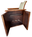 The chair side showing the bar!